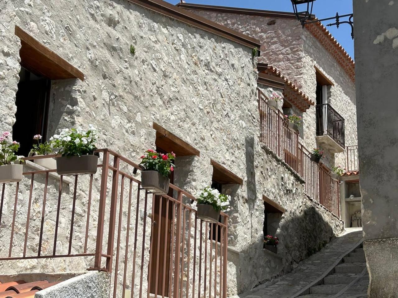 Villa Il Borgo Dei Normanni Colliano Exterior foto