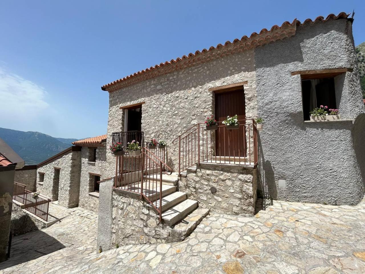 Villa Il Borgo Dei Normanni Colliano Exterior foto